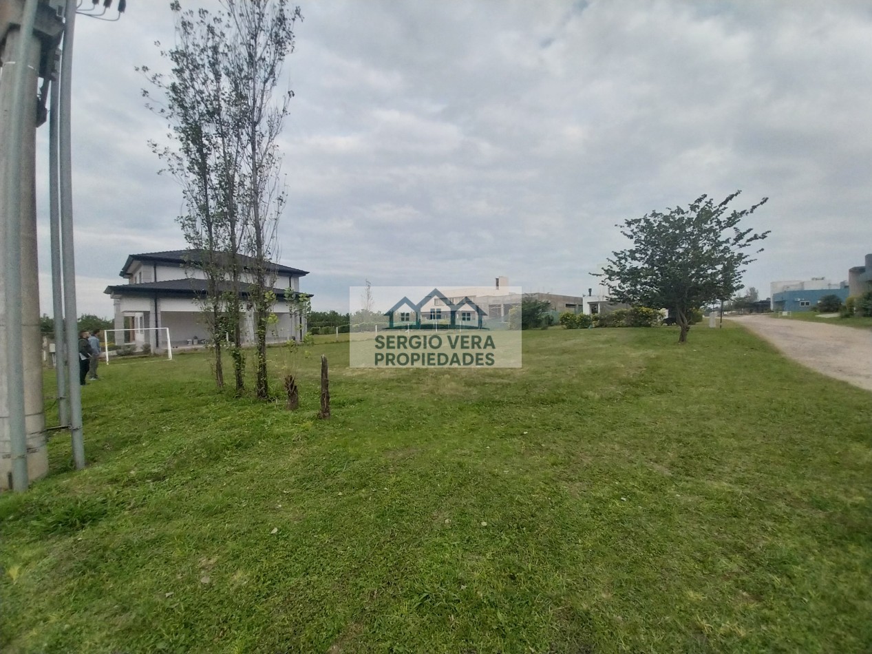 ||| LOTE ESQUINA 818M2 EN COUNTRY PORTAL DEL SOL |||