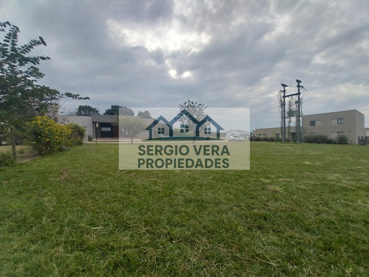 ||| LOTE ESQUINA 818M2 EN COUNTRY PORTAL DEL SOL |||