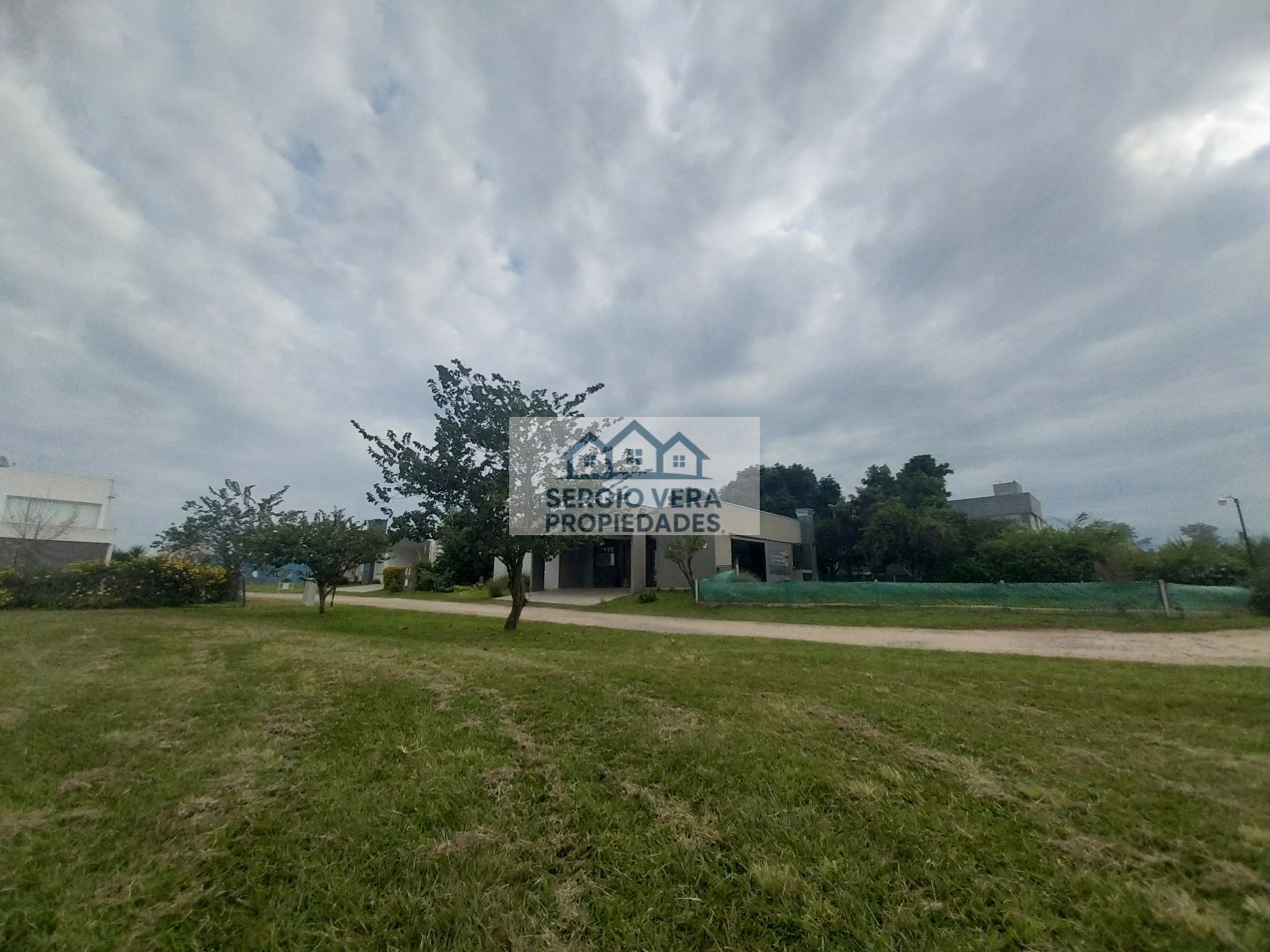 ||| LOTE ESQUINA 818M2 EN COUNTRY PORTAL DEL SOL |||